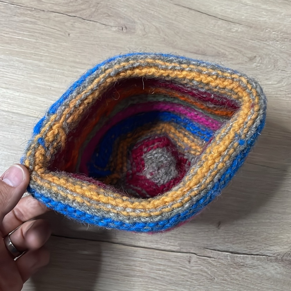 Hand Knitted Wool Hat.‎ See photos for measurements! - Picture 3 of 3